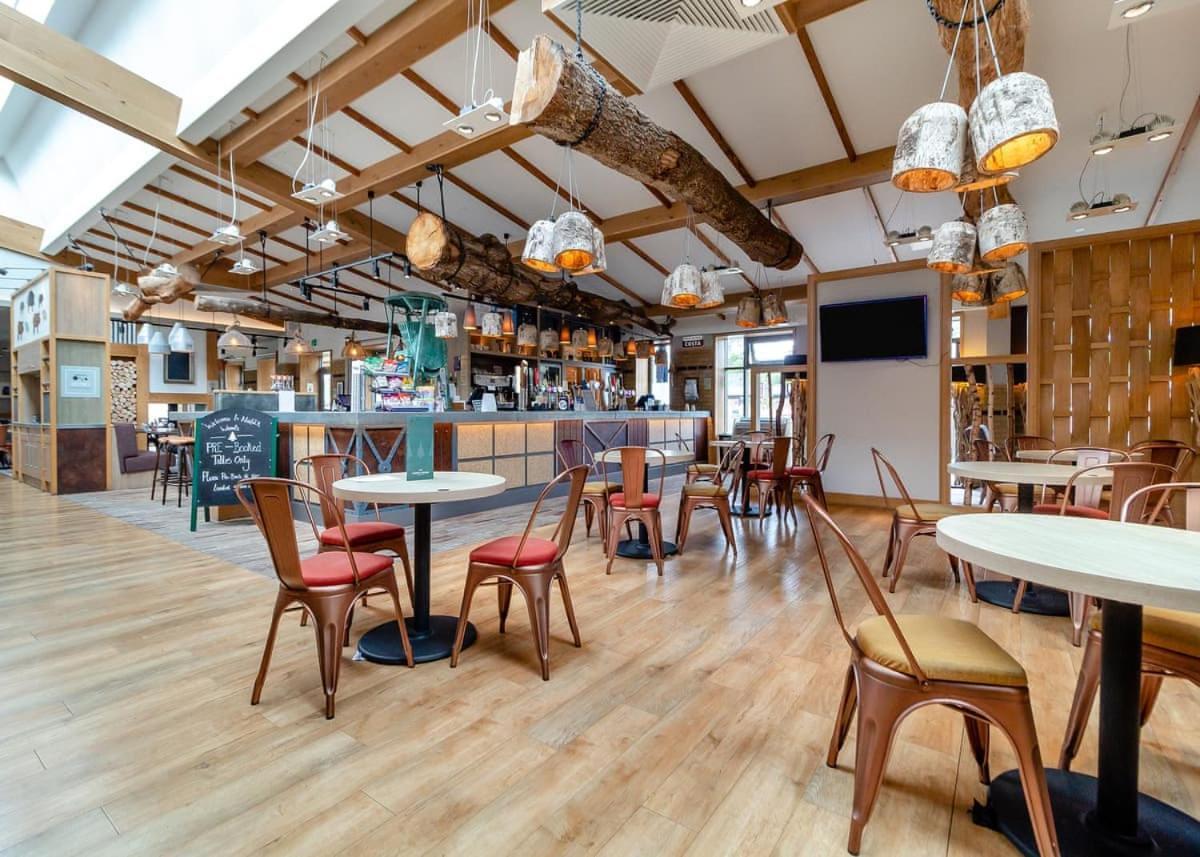 Norfolk Woods Resort And Spa Narborough  Bagian luar foto