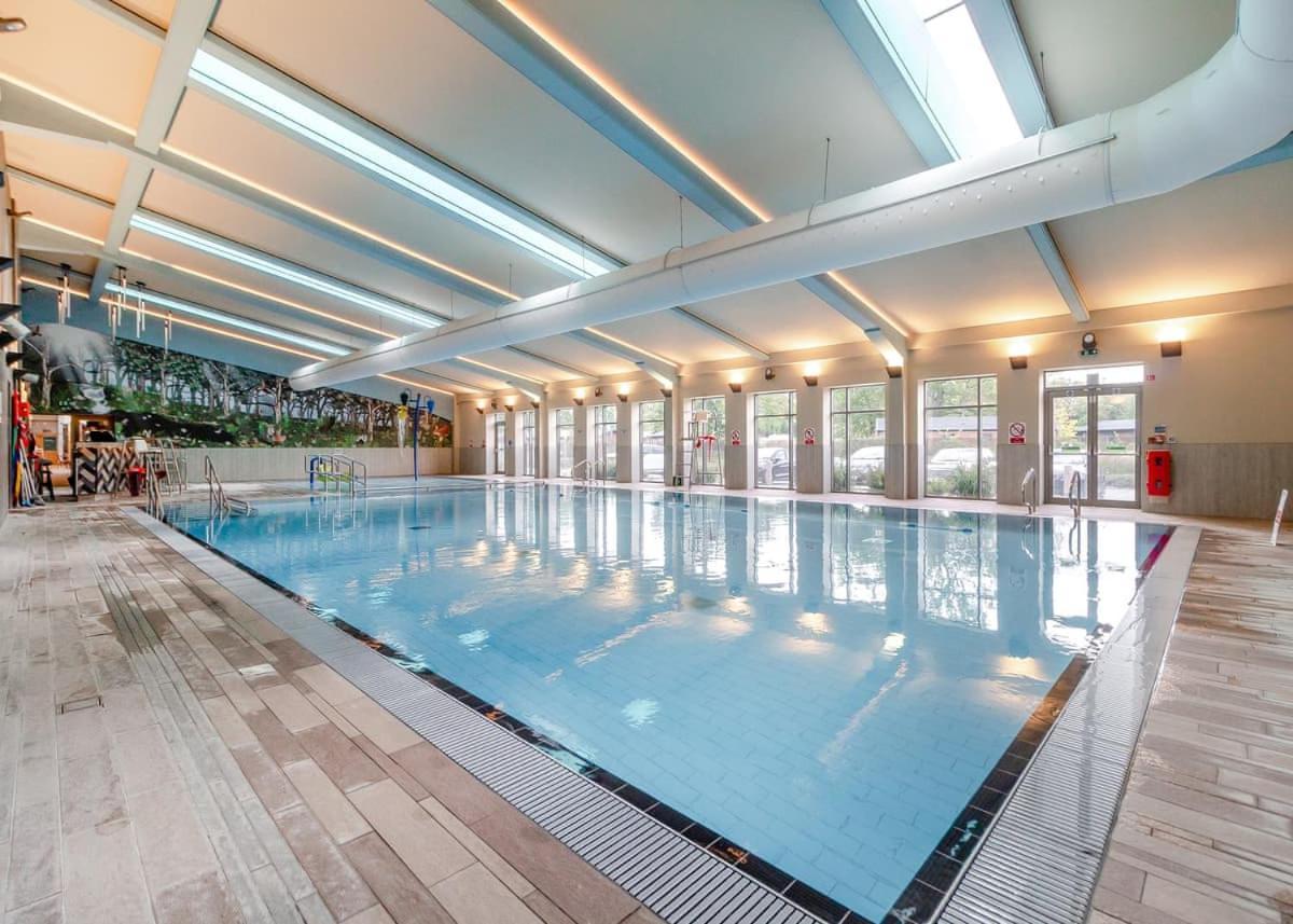 Norfolk Woods Resort And Spa Narborough  Bagian luar foto