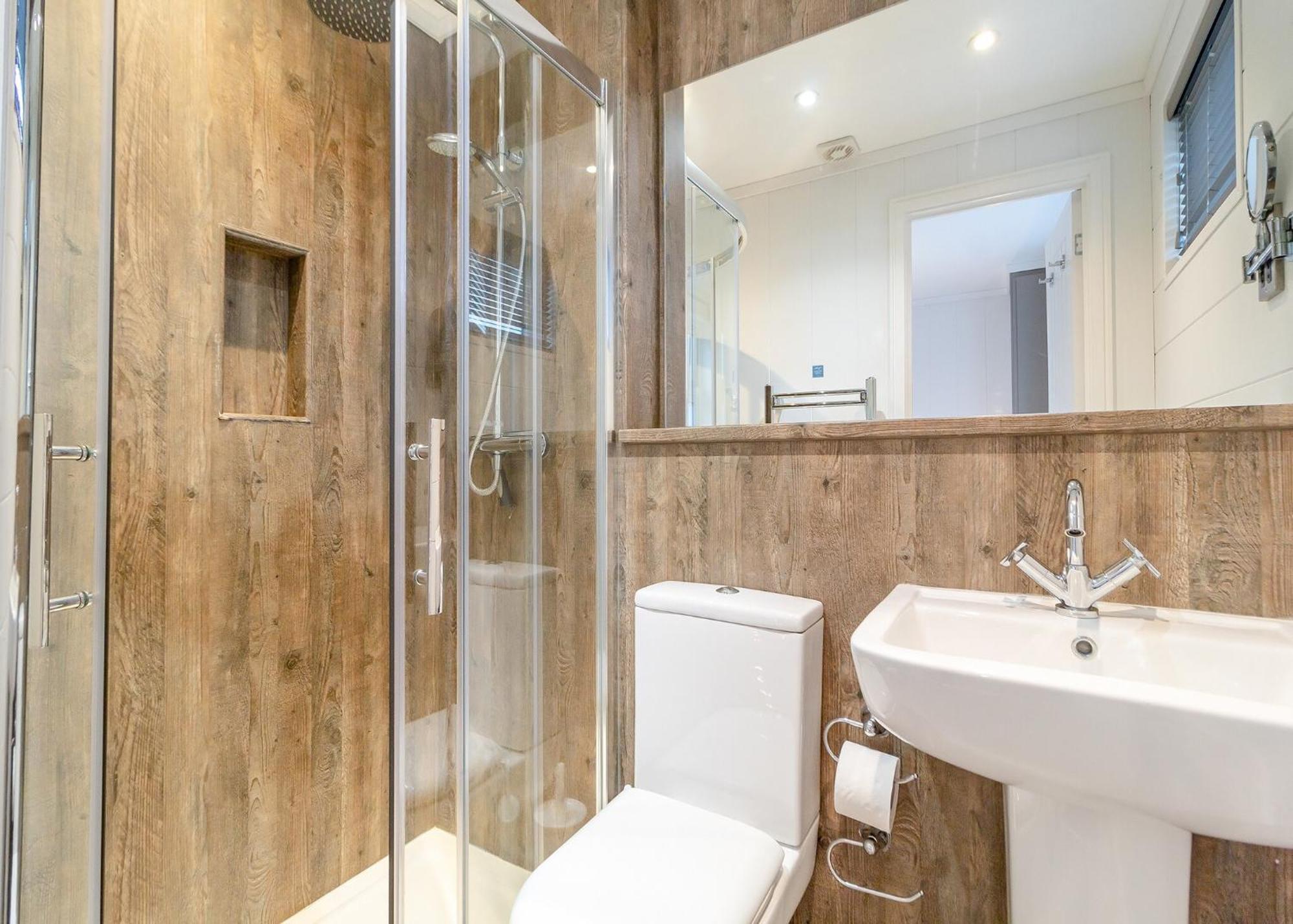 Norfolk Woods Resort And Spa Narborough  Bagian luar foto