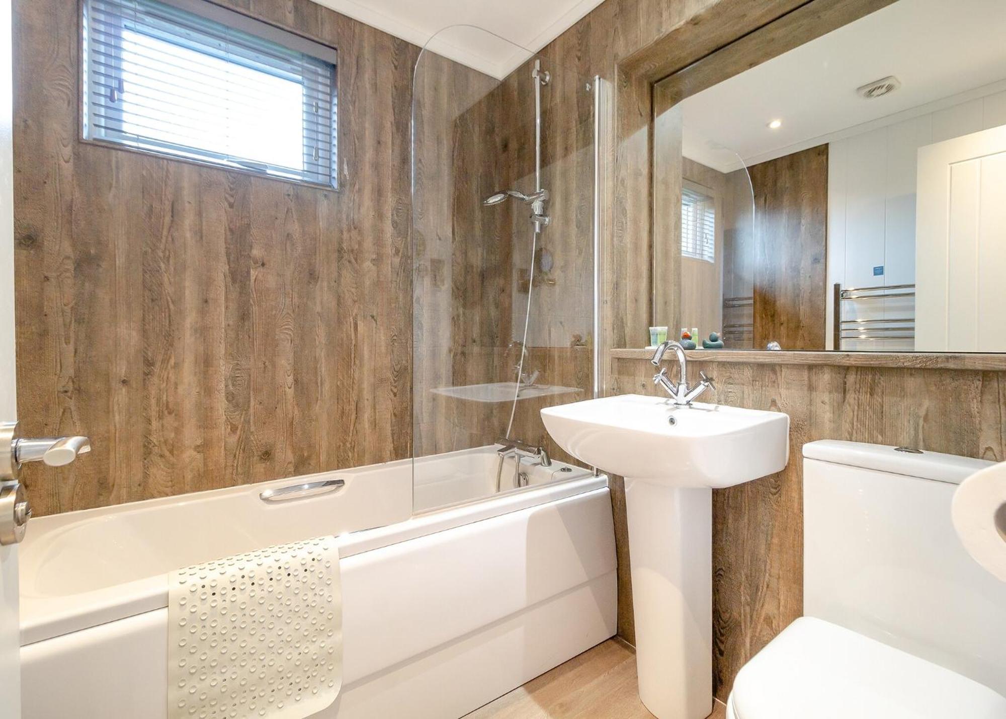 Norfolk Woods Resort And Spa Narborough  Ruang foto