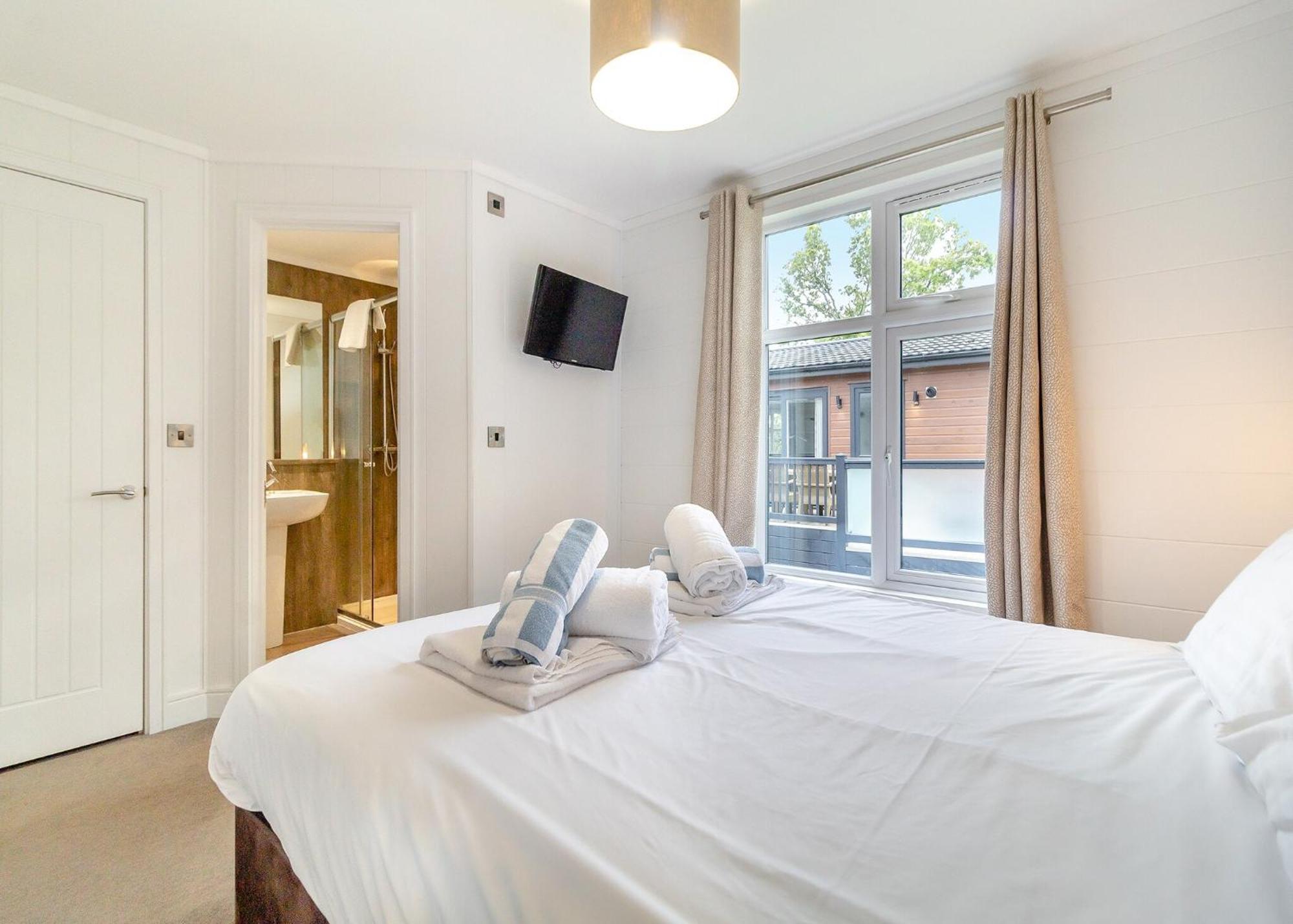 Norfolk Woods Resort And Spa Narborough  Bagian luar foto