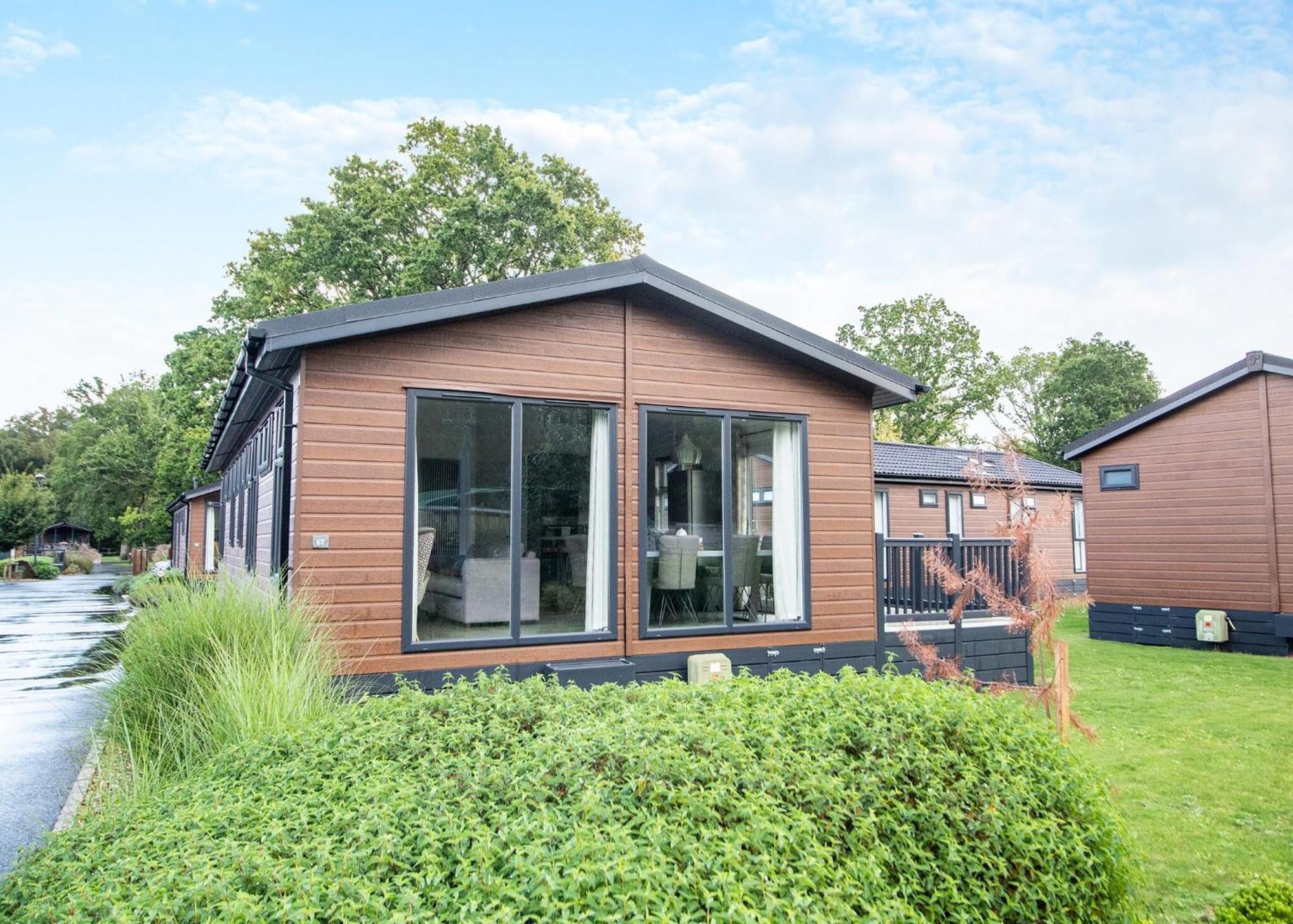 Norfolk Woods Resort And Spa Narborough  Bagian luar foto