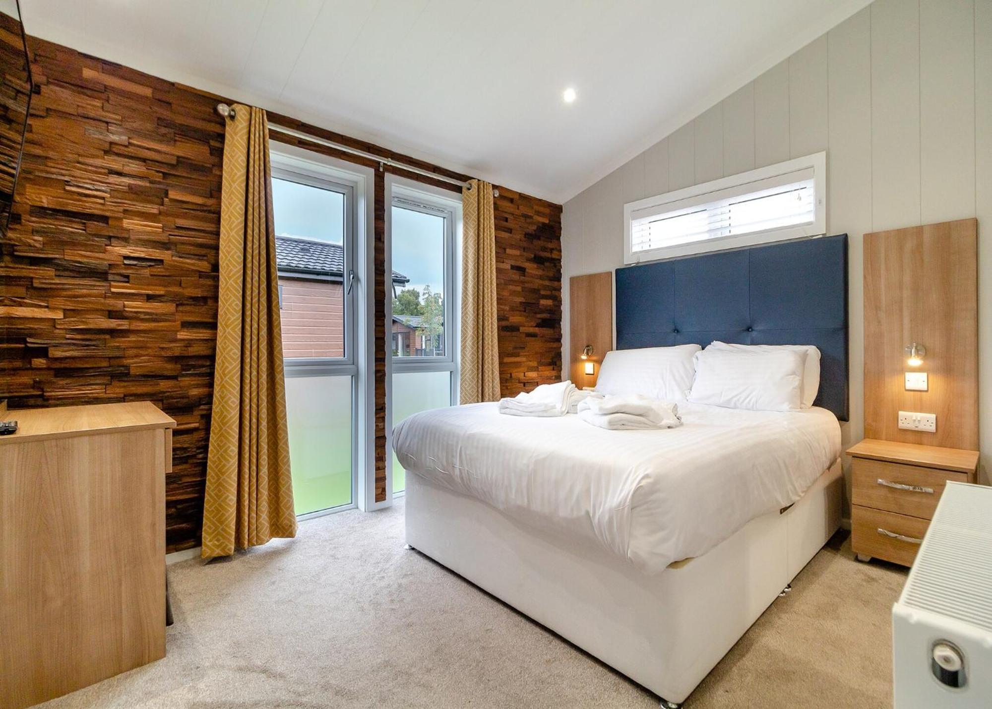 Norfolk Woods Resort And Spa Narborough  Bagian luar foto