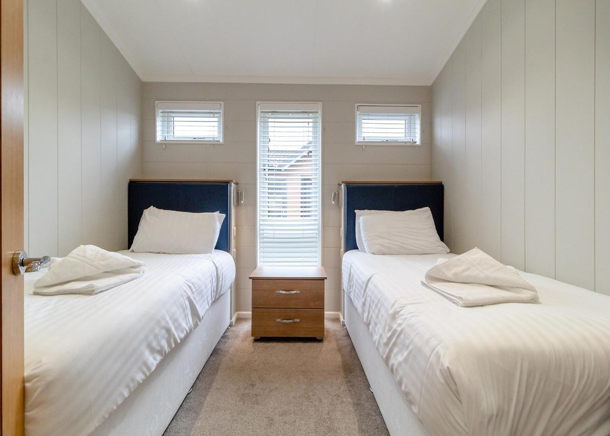 Norfolk Woods Resort And Spa Narborough  Bagian luar foto
