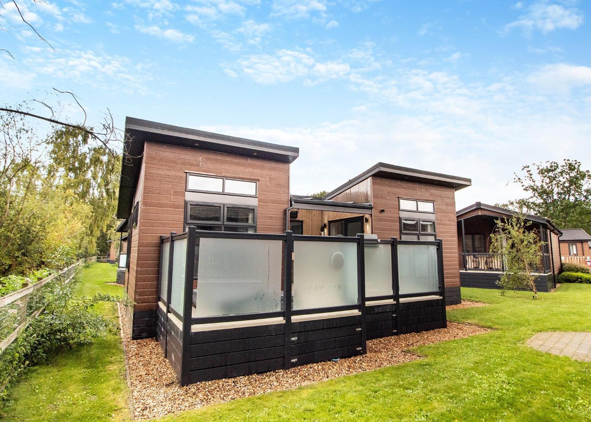 Norfolk Woods Resort And Spa Narborough  Bagian luar foto